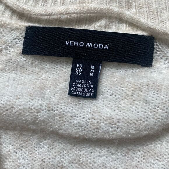 ASOS Vero Moda V-Neck Fuzzy Sweater Oatmeal Women’s Medium Preppy Classic Soft - Picture 5 of 10